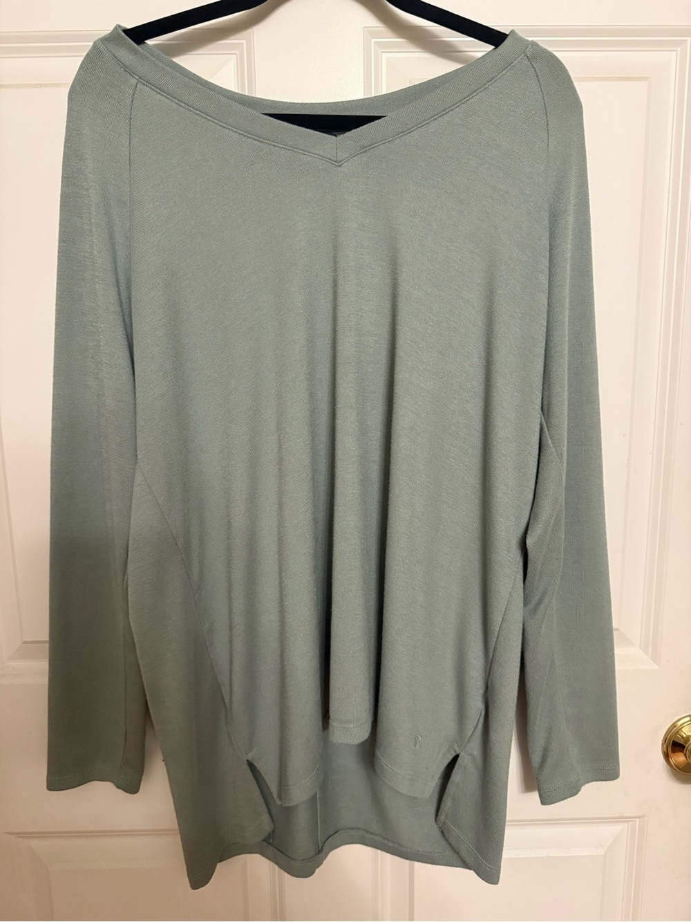 Banana Republic Sage Green Relaxed V-Neck Tunic Top XL